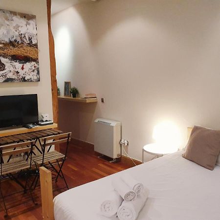 Enjoy A Cosy Studio In Malasana Bar 마드리드 외부 사진